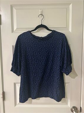 Ann Taylor Navy Blue Printed Short Sleeve Top